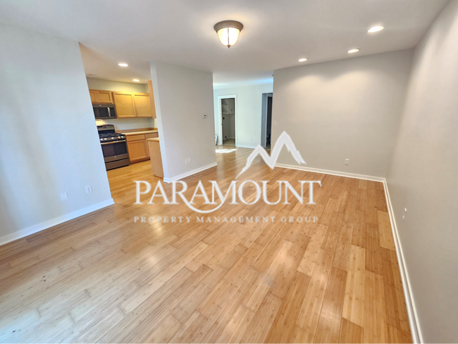 Foto del edificio - 3 Bedroom By Kitsap Lake!