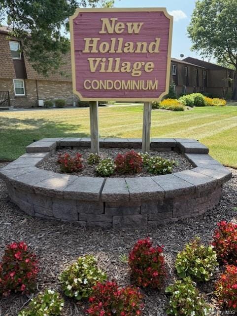 Primary Photo - 94 New Holland Village