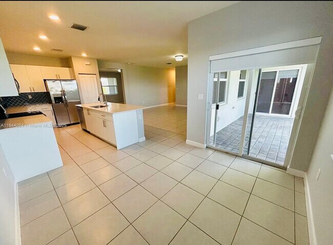 Building Photo - 16740 SW 290th Ln