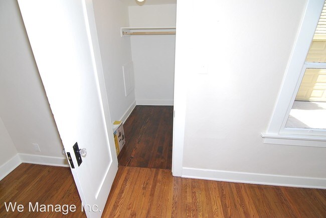 Foto del edificio - 2212-2214 E 6th St