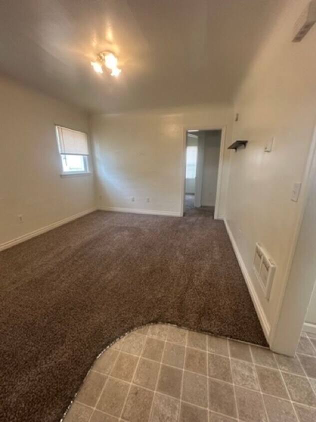 Foto principal - 315-317 C St