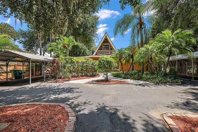 Building Photo - 507 Lakeshore Dr