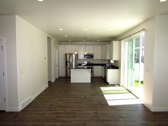 Building Photo - 15209 S Brave Drive