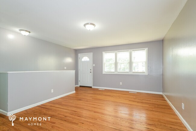 Building Photo - 3 Bedroom in Florissant, MO