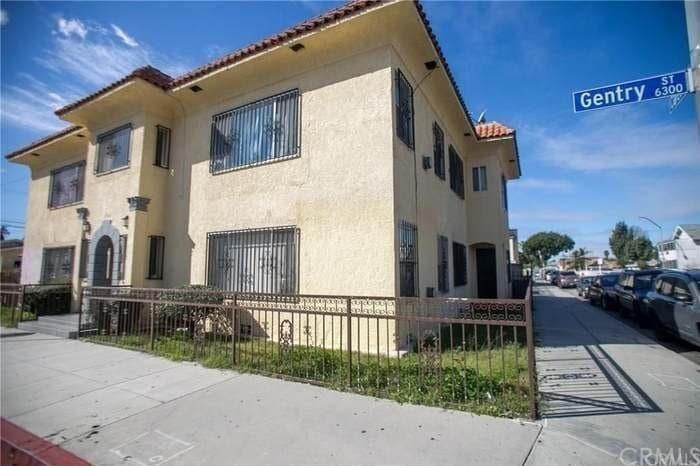 Primary Photo - 7062 State St