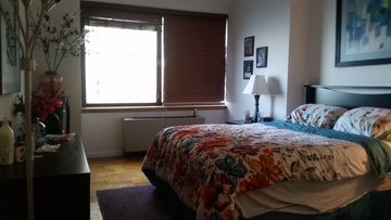 Foto principal - 415 E 37th St