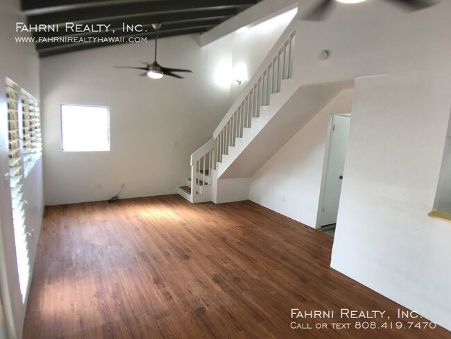 Building Photo - 87-1550-1550 Farrington Hwy