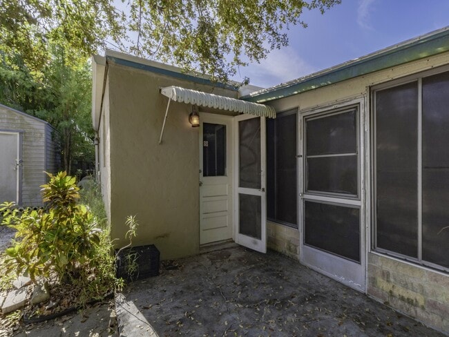 Foto del edificio - 2808 Clinton St S