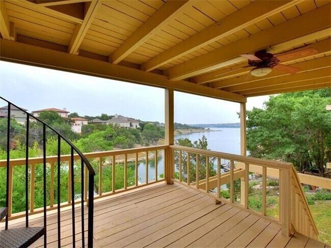 Foto del edificio - 525 Venture Blvd S