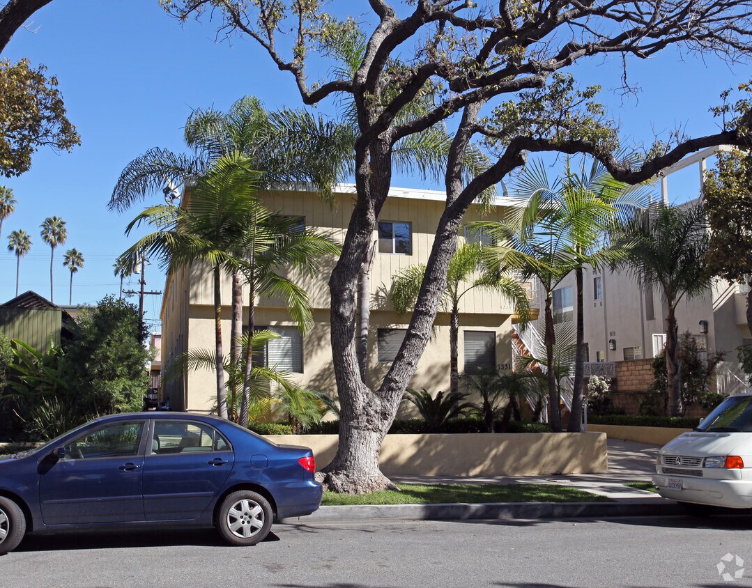 Foto del edificio - 1331 18th St