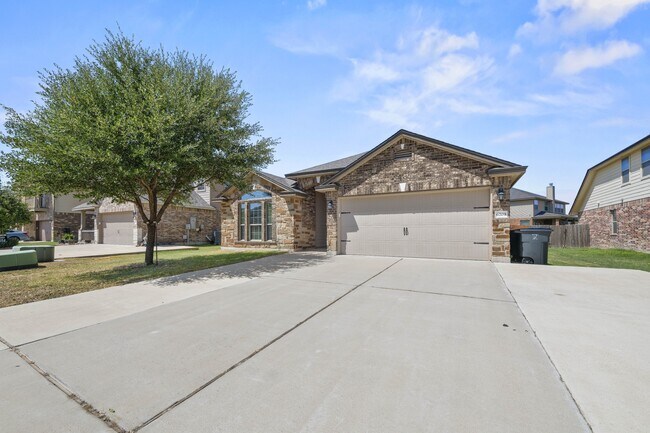 Foto del edificio - 6709 Mustang Creek Rd