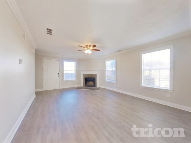 Foto del edificio - 34 Inverness Trce