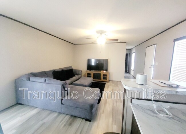 Foto del edificio - 105 Dunewood Dr