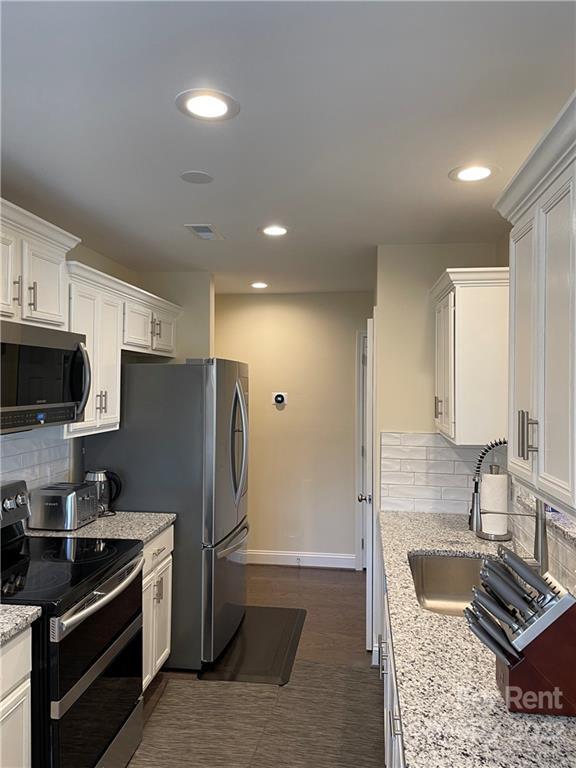 Building Photo - 7315 Heronwood Ln