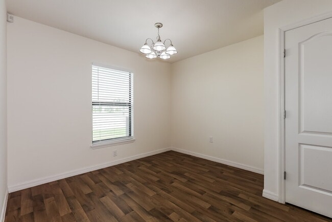 Building Photo - 748 Chatham Walk Dr