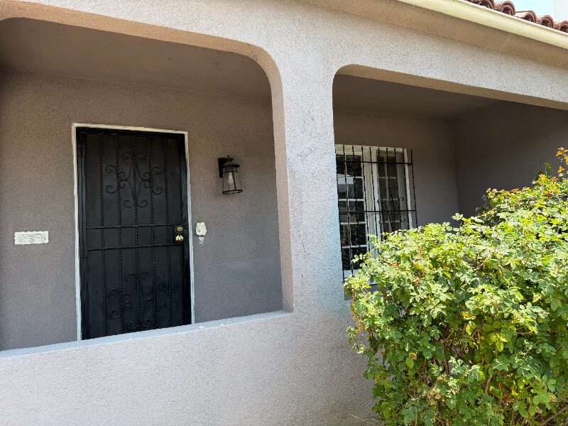 Foto principal - 1850 S Curson Ave