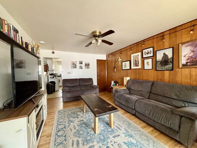 Foto del edificio - Wonderful 2-Bed, 1-Bath Duplex Unit in Fort Collins, CO!