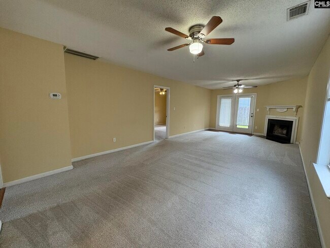 Foto del edificio - 59 Heritage Village Ln