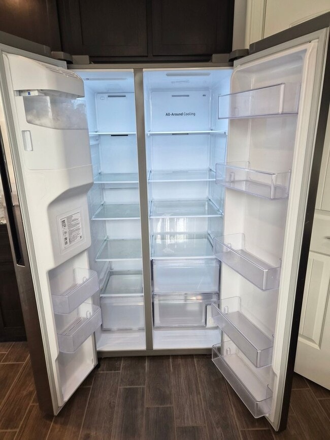 Building Photo - House for Rent