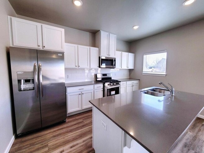 Foto del edificio - 13511 Bluejacket Dr