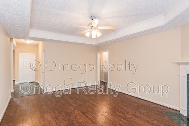 Building Photo - 826 Heather Dr