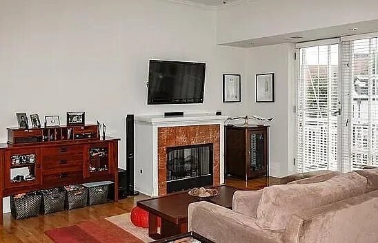 Foto del edificio - 2762 N Lincoln Ave