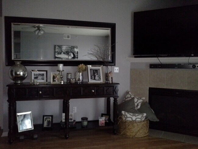 Foto del edificio - 6255 Beechtree Dr