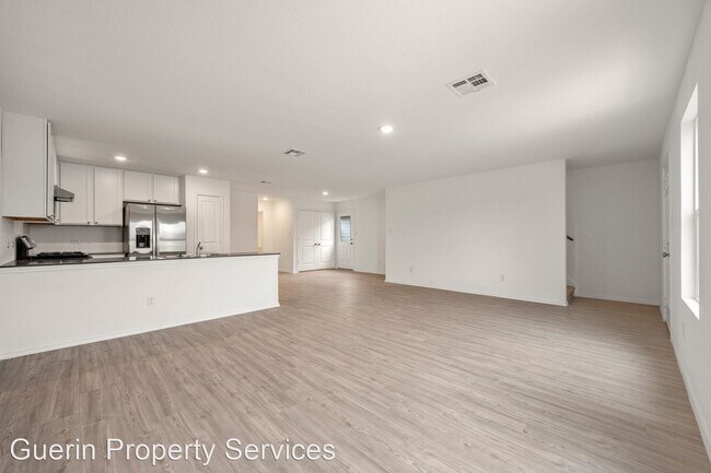 Building Photo - 4 br, 2 bath House - 12927 Deep Eddy
