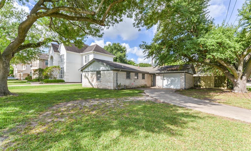 1119 Howard Ln, Bellaire, TX 77401 House Rental in Bellaire, TX