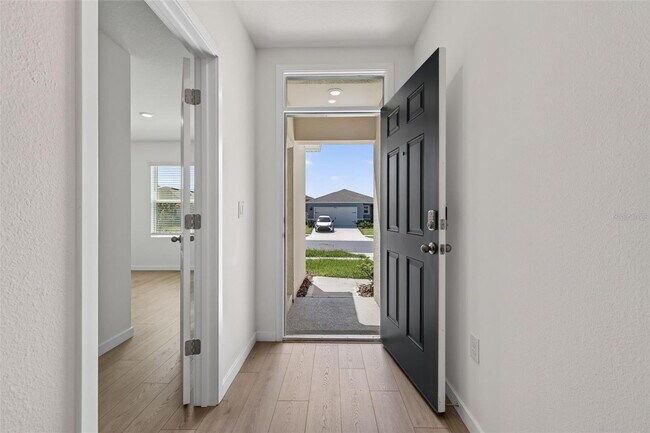 Foto del edificio - 2893 House Finch Rd