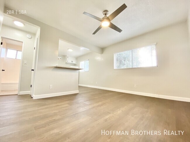 Foto del edificio - 9450 S Western Ave