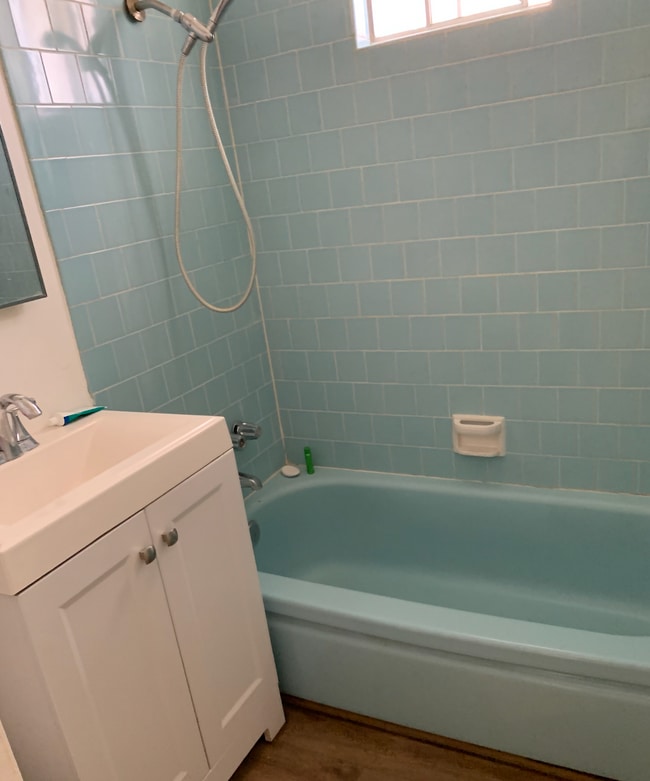 Building Photo - 2045 Cortez St