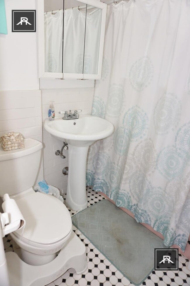Building Photo - 1 bedroom in Boston MA 02215