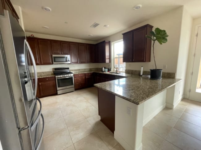 Building Photo - 3238 Vincinato Dr