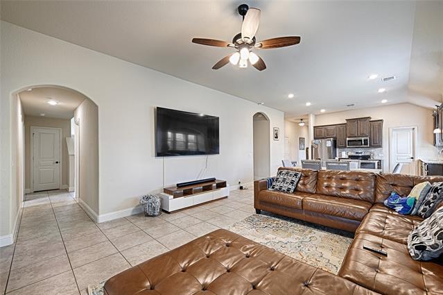 Foto del edificio - 1721 Maplewood Dr