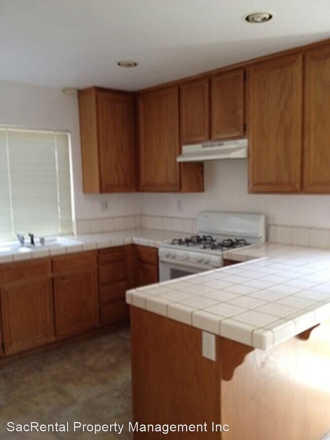 Building Photo - 4 br, 3 bath House - 5350 Jade Creek Way