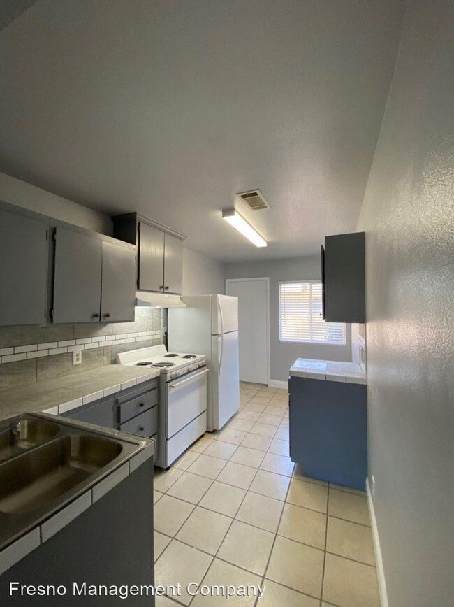 Foto del edificio - 2840-2846 N First St