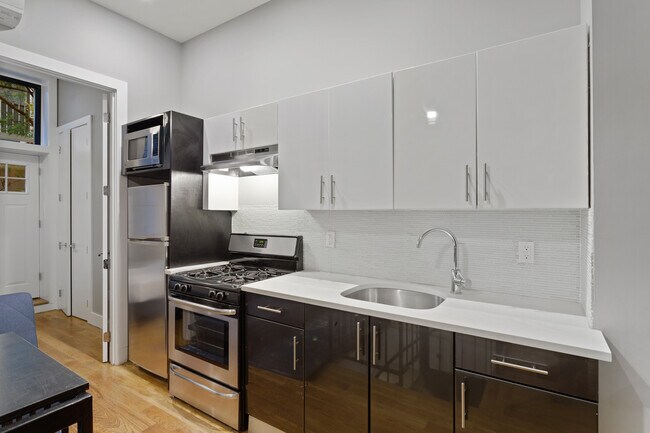 Foto del edificio - 139 Essex St