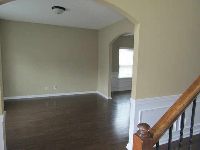 Foto del edificio - 908 Blane Ln