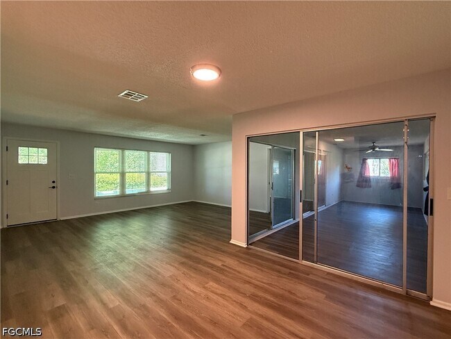 Foto del edificio - 3510 SE 2nd Ave