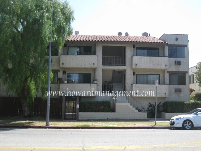 Foto del edificio - 9400 National Blvd