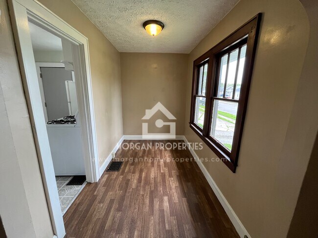 Foto del edificio - 3020 Jefferson St