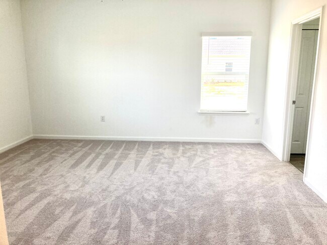 Foto del edificio - 3511 NE 38th Ln