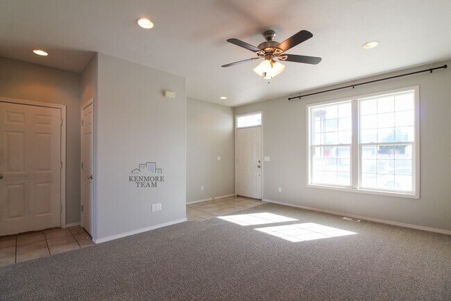 Foto del edificio - 3 Bedroom, 2.5 Bath Home in West Pasco