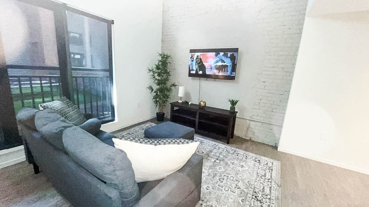 Foto principal - 1101 Euclid Ave
