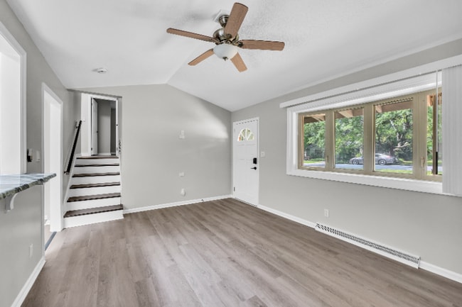 Building Photo - 110 Forestdale Dr