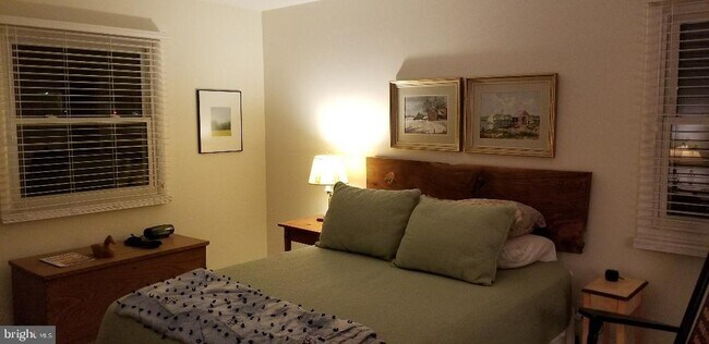 Foto del edificio - 103 N Edgewood Dr
