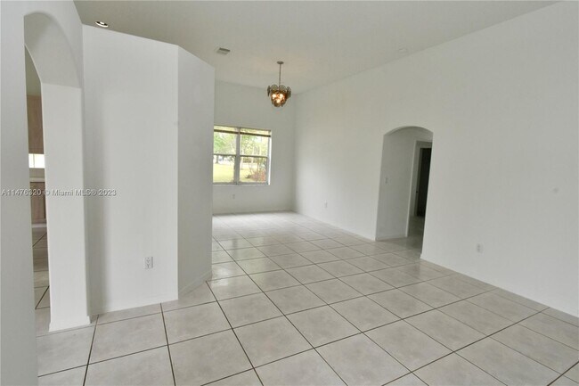 Building Photo - 2342 NW 184th Terrace
