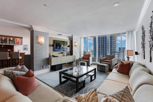 Building Photo - 1 N Fort Lauderdale Beach Blvd