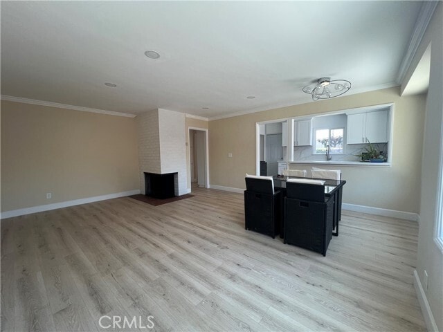 Building Photo - 1236 W Santa Clara Ave